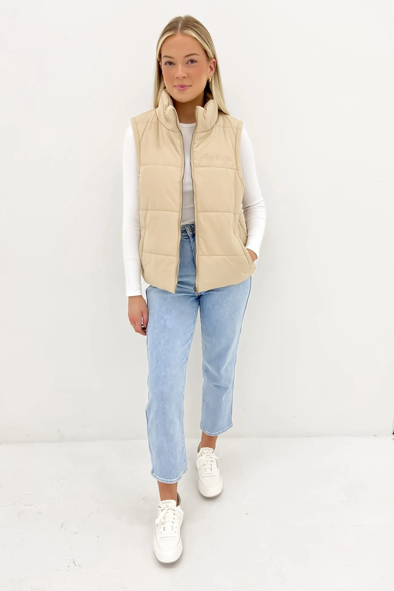 Classic Puffer Vest Oatmeal