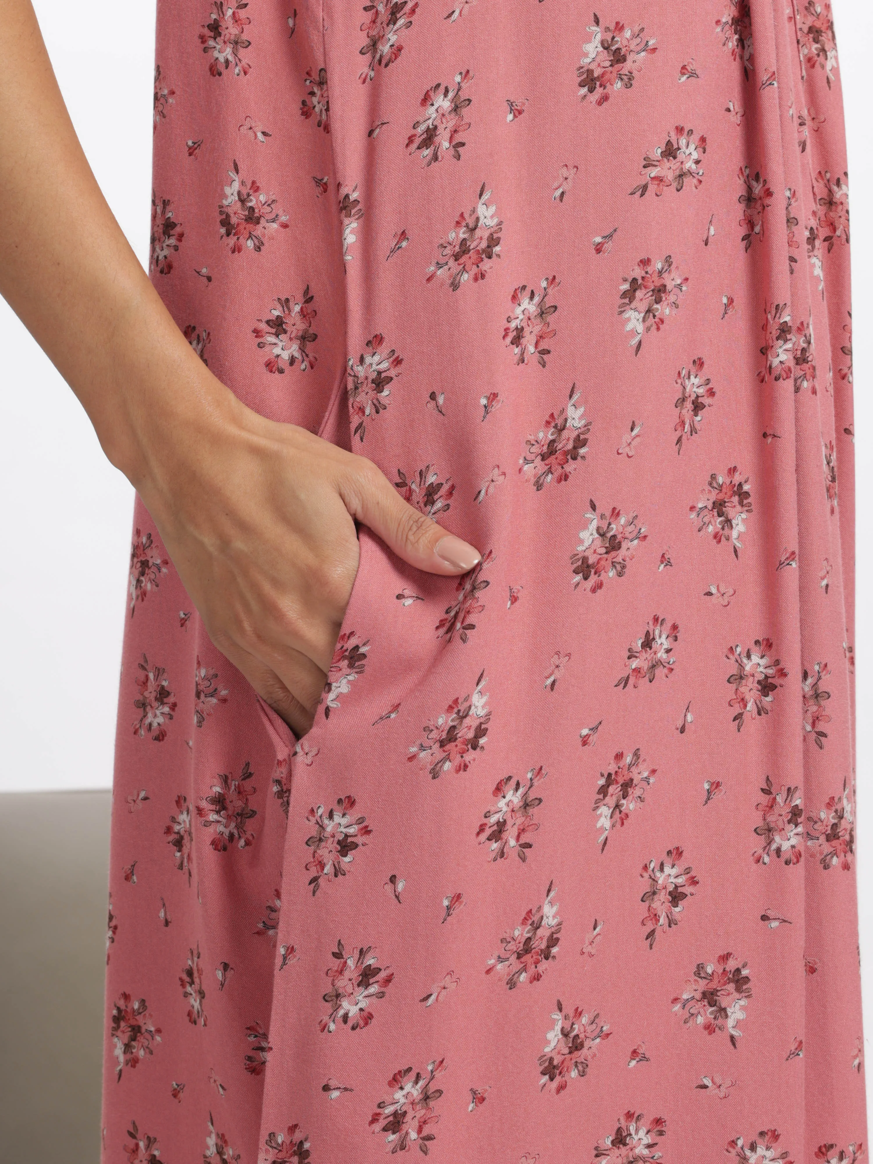 Elegant Peach Blossom Alpine Maxi Nighty - Luxurious Comfort & Style