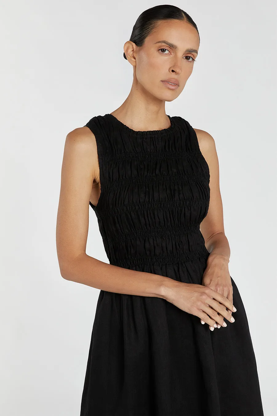 LESSI BLACK LINEN MAXI DRESS