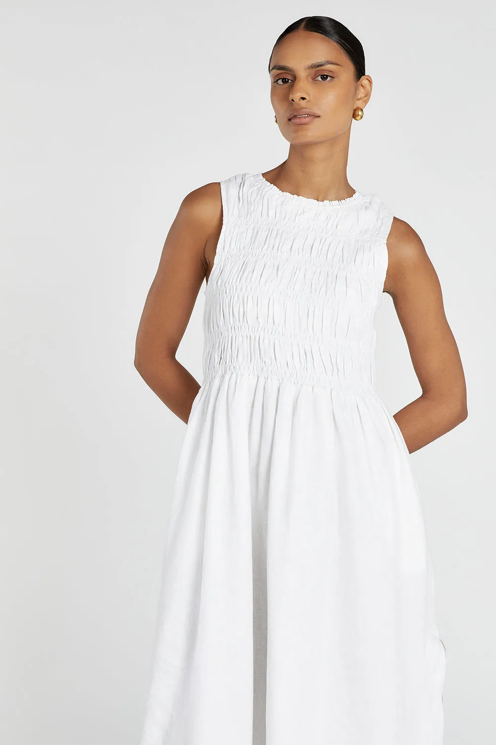 LESSI WHITE LINEN MAXI DRESS